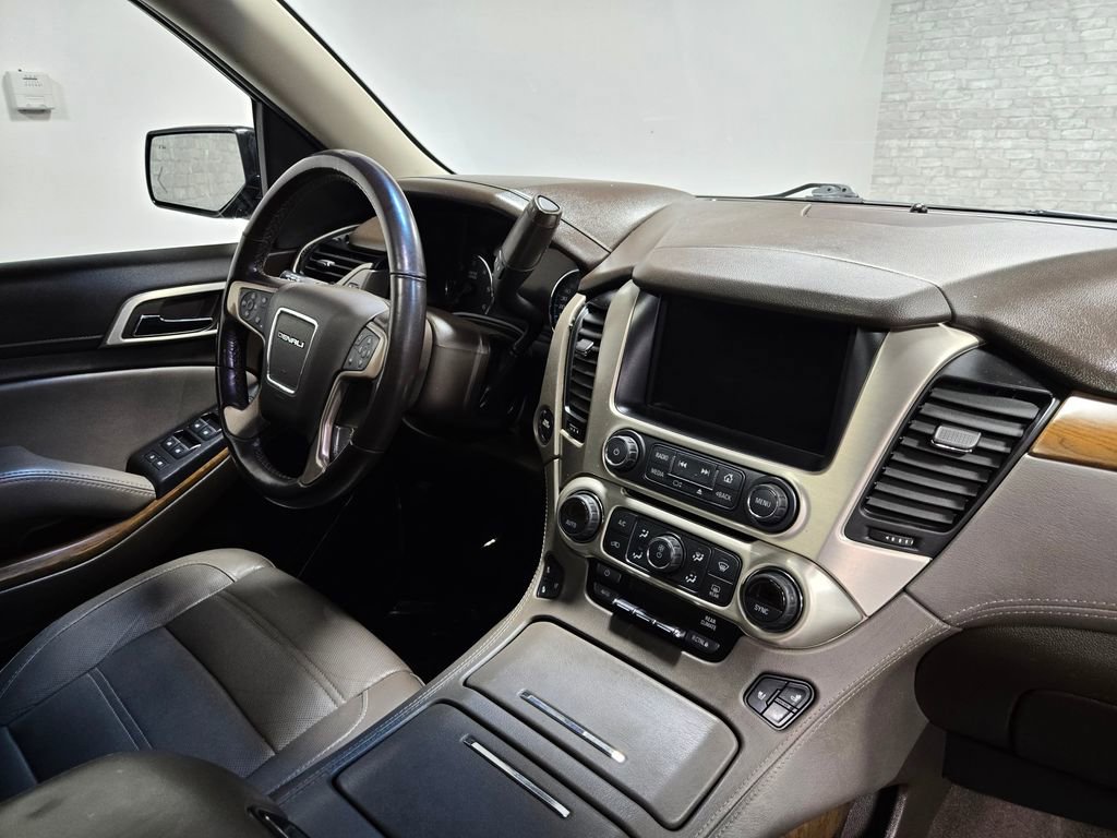 Used 2019 GMC Yukon XL Denali w/ Open Road Package image 64