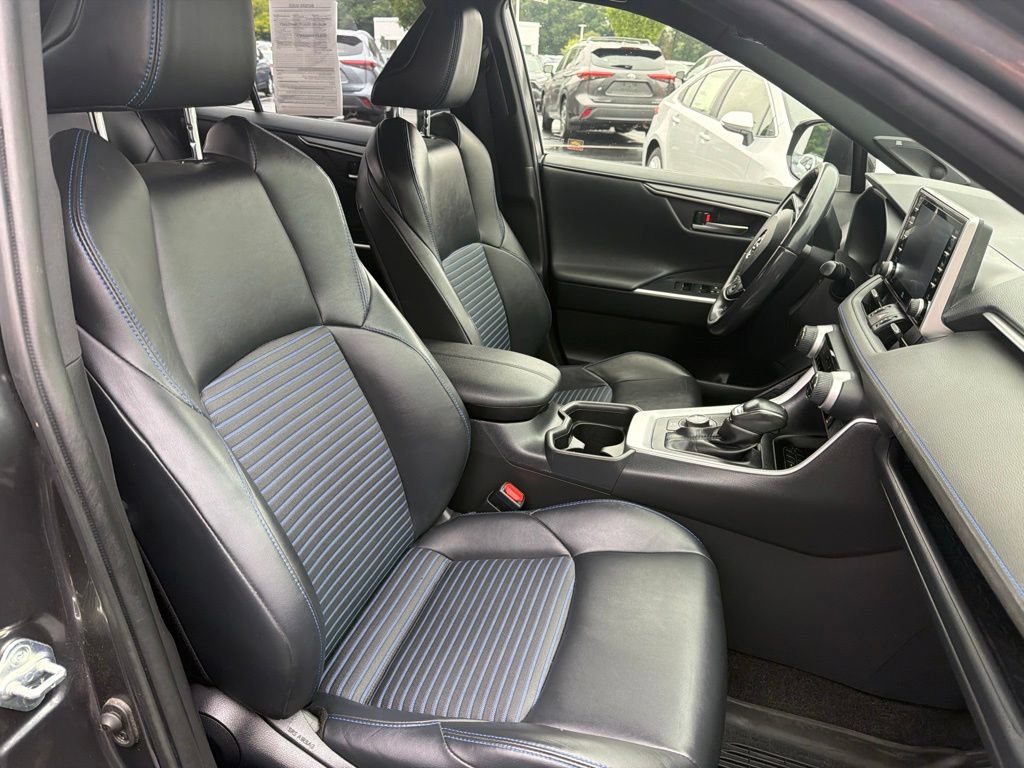 Used 2020 Toyota RAV4 XSE AWD/4WD image 11