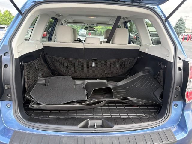 Used 2015 Subaru Forester 2.5i Premium w/ All-Weather Package AWD/4WD image 9