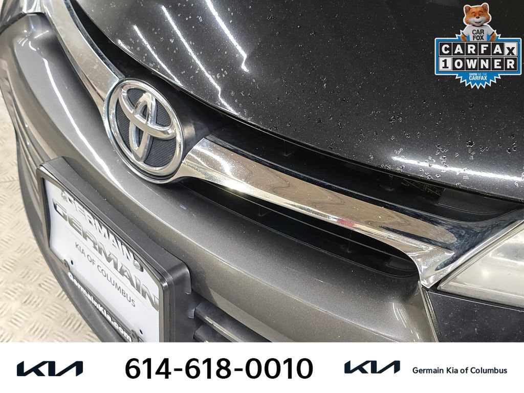 Used 2017 Toyota Camry XLE FWD image 13