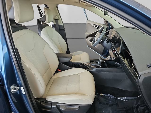 Used 2024 Kia Niro EX Touring FWD image 32