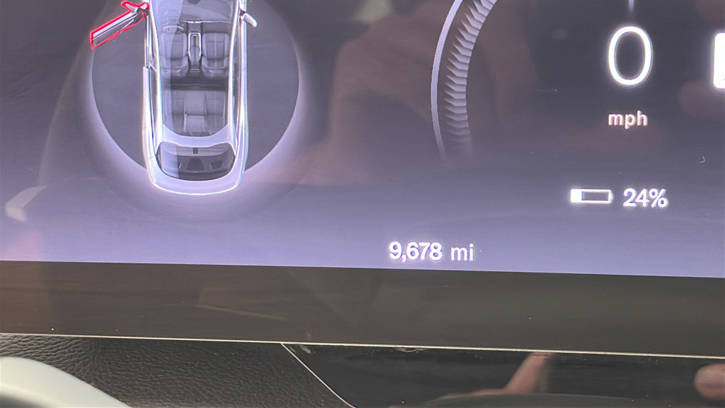 Used 2024 Lucid Air Touring AWD/4WD image 16