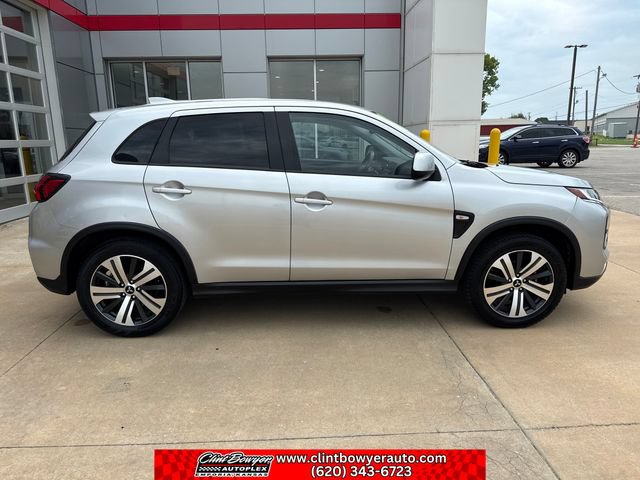 Used 2024 Mitsubishi Outlander Sport SE AWD/4WD image 7