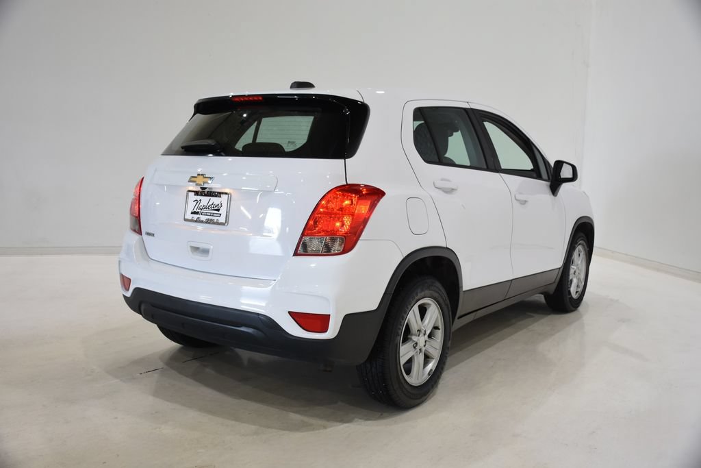 Used 2020 Chevrolet Trax LS FWD image 4