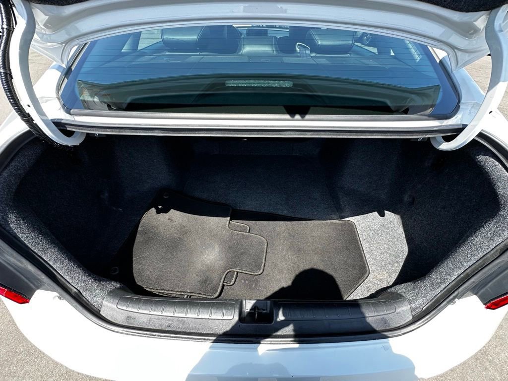 Used 2018 Honda Accord EX-L image 9