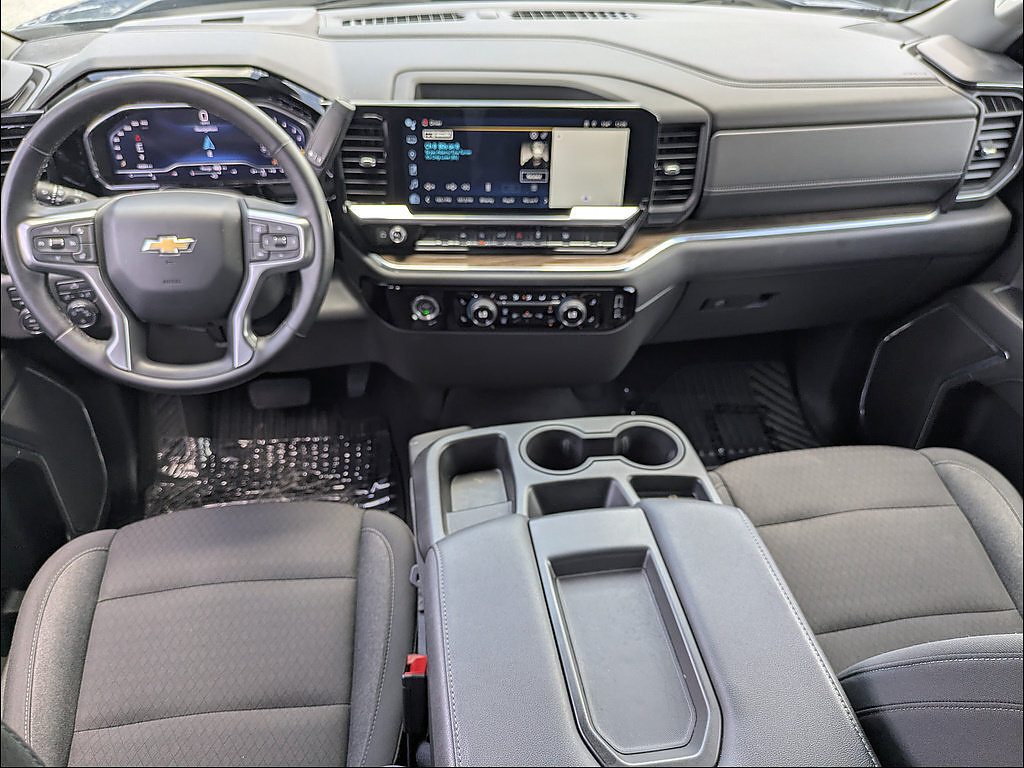Used 2024 Chevrolet Silverado 1500 LT AWD/4WD image 15
