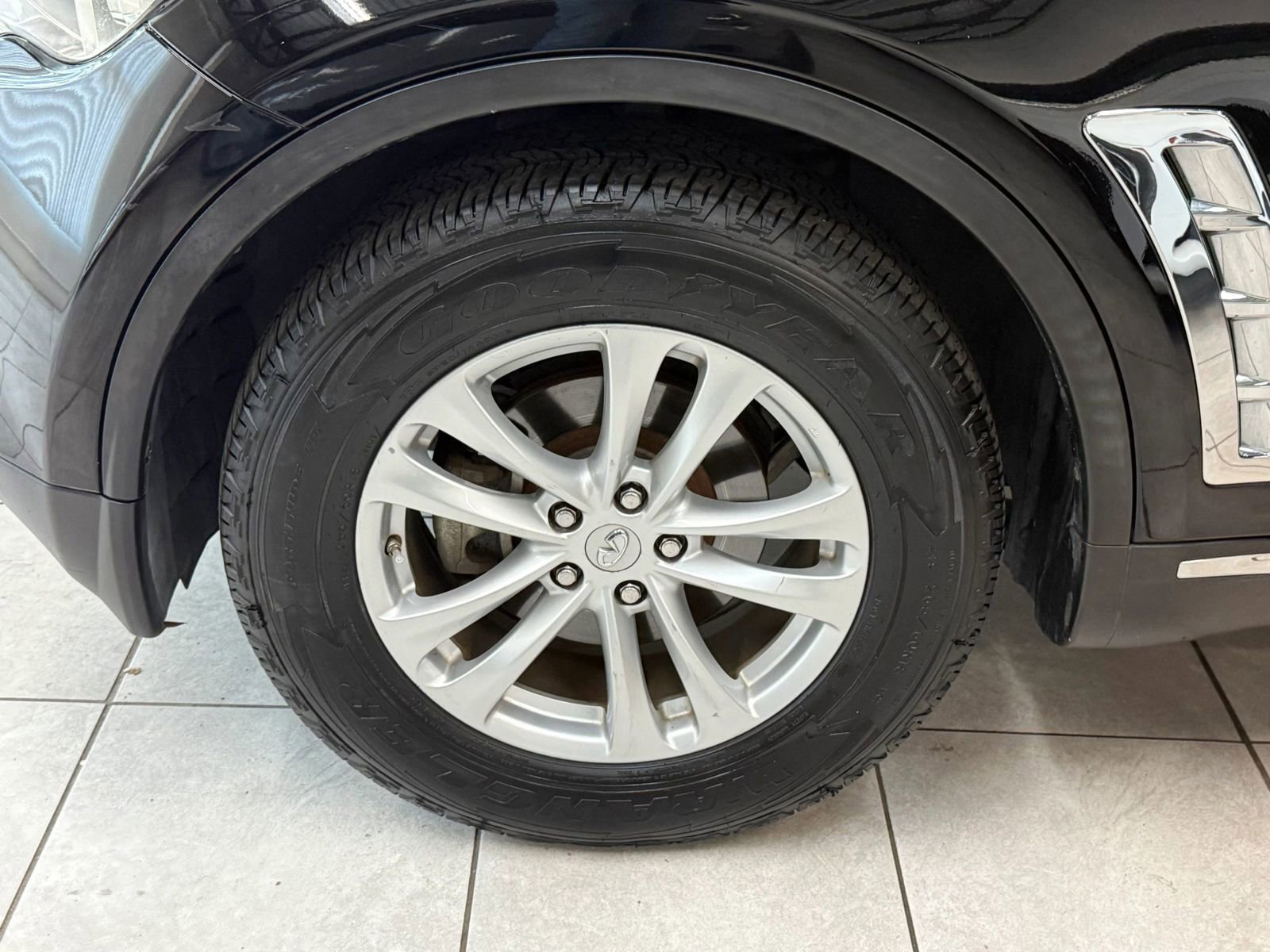 Used 2016 INFINITI QX70 3.7 image 40