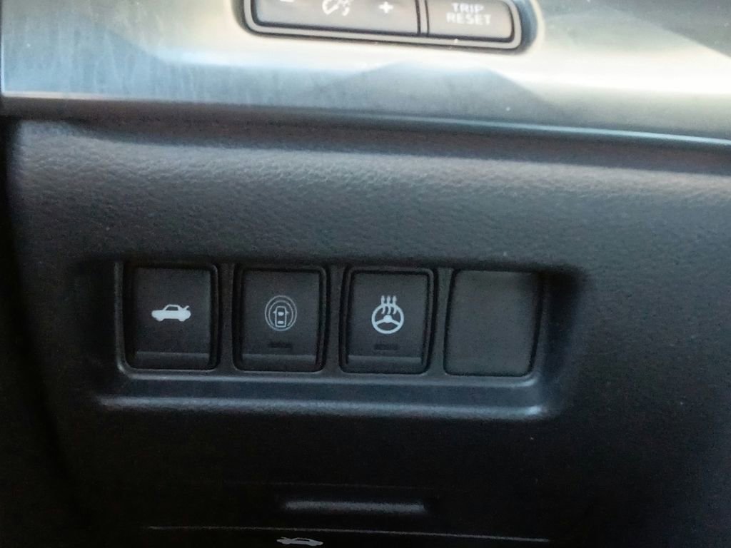 Used 2020 Nissan Maxima SR w/ Sport Mat Group FWD image 29