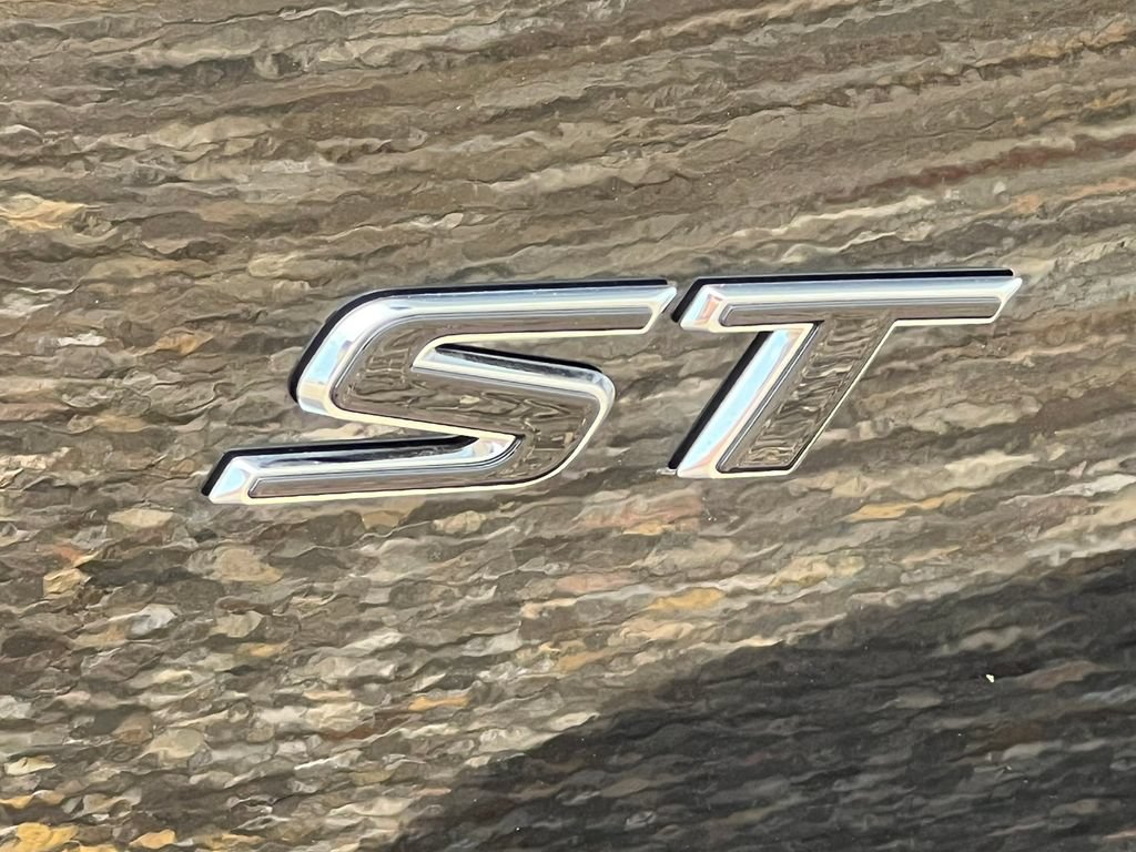 New 2026 Buick Envision Sport Touring AWD/4WD image 2