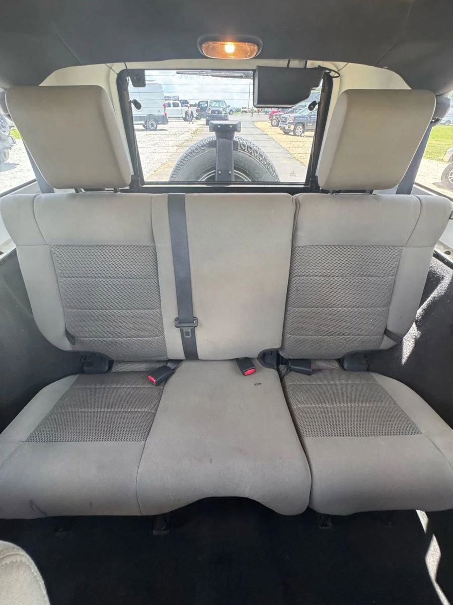 Used 2008 Jeep Wrangler Unlimited Sahara image 13