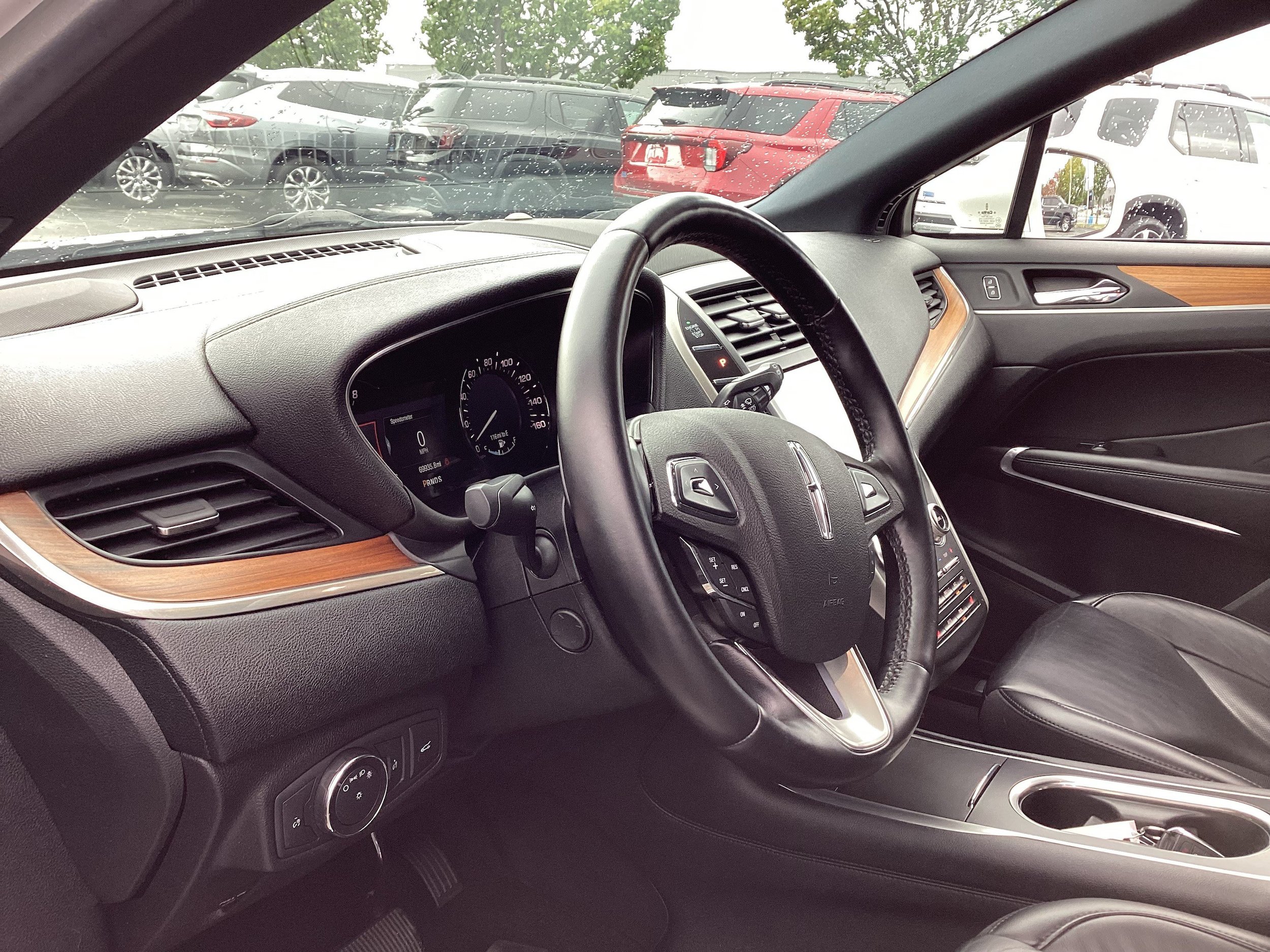 Used 2019 Lincoln MKC Select w/ Select Plus Package AWD/4WD image 11