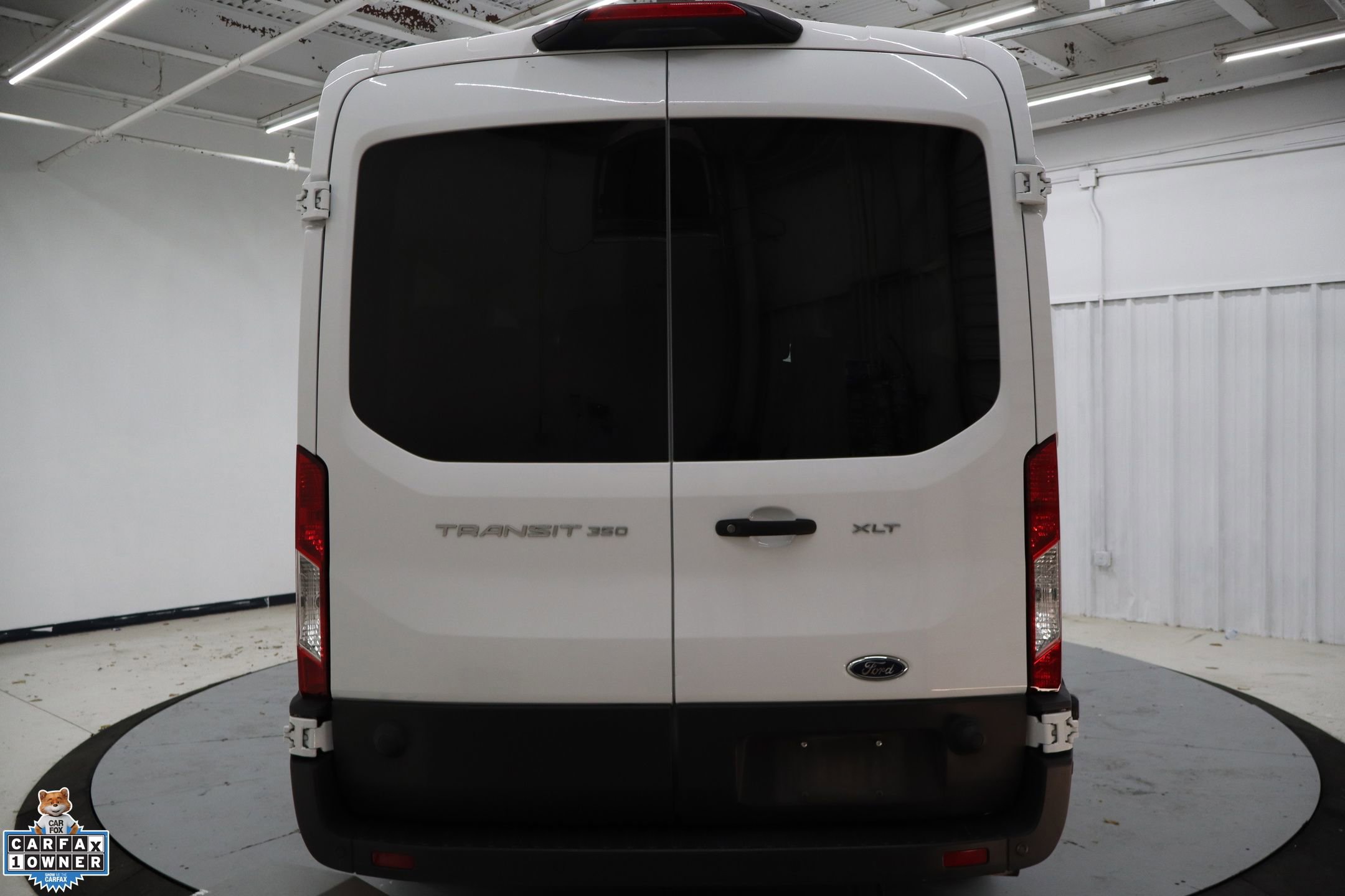 Used 2024 Ford Transit 350 XLT image 4