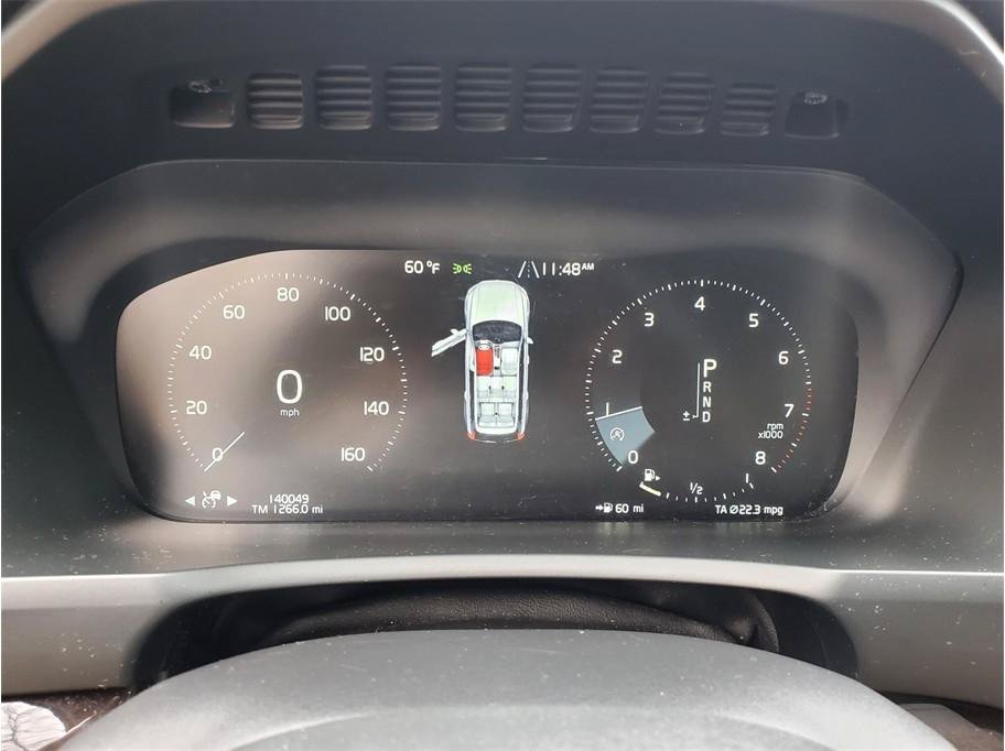Used 2018 Volvo XC90 T6 Momentum w/ Momentum Plus Package AWD/4WD image 25