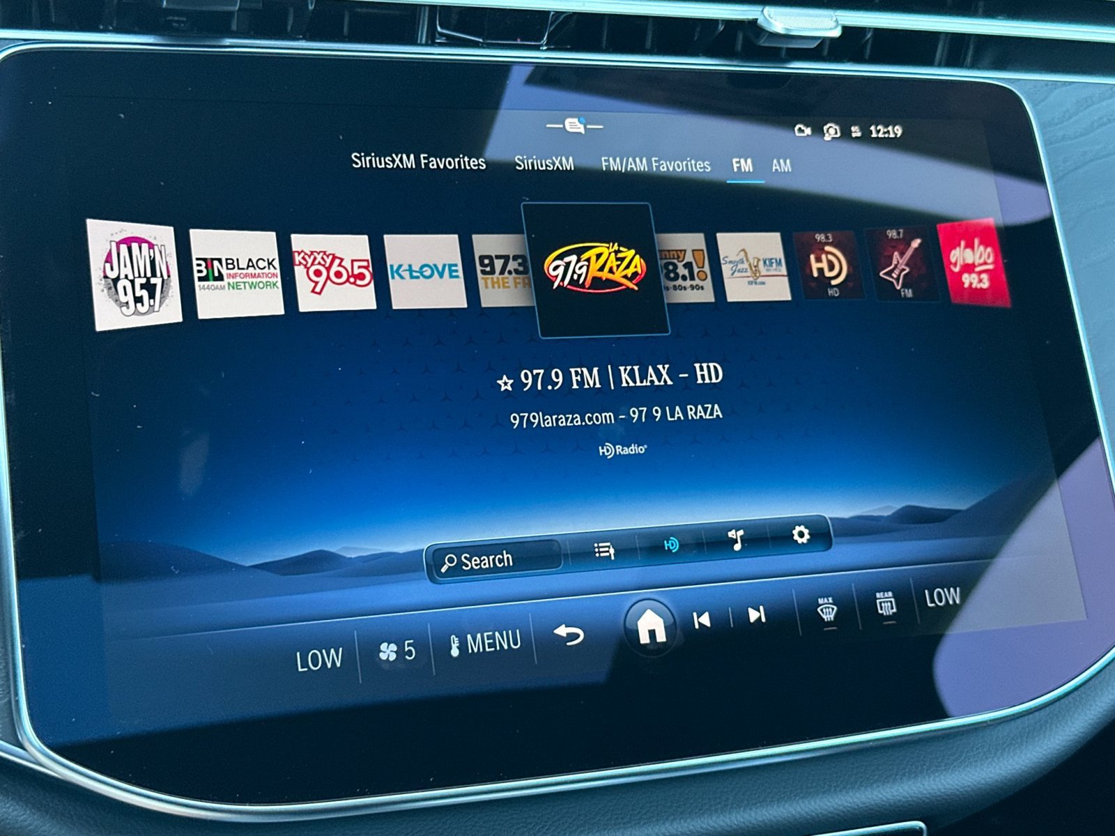 New 2027 Mercedes-Benz E 450 4MATIC Sedan image 20