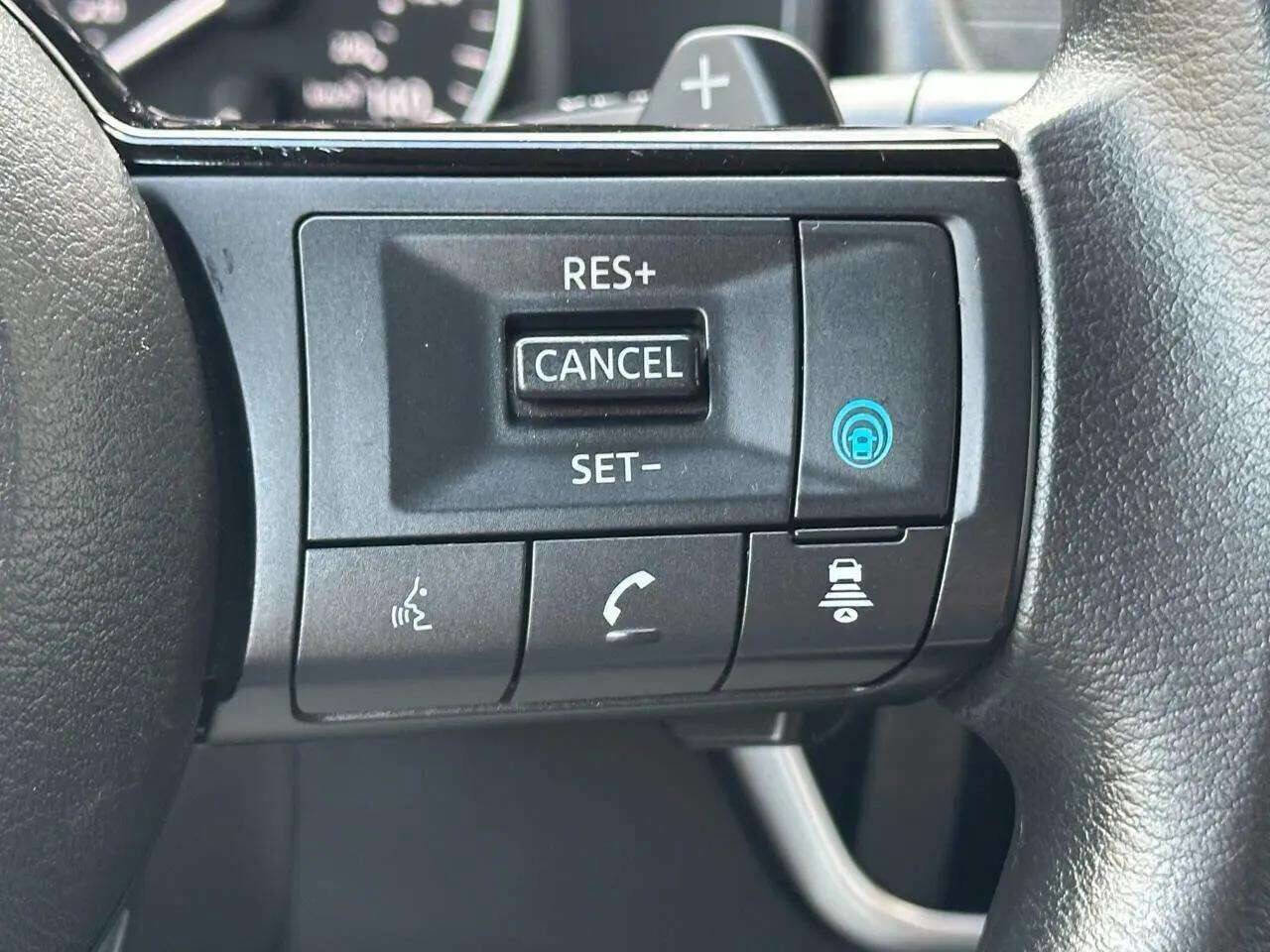 Used 2021 Nissan Rogue SV AWD/4WD image 9