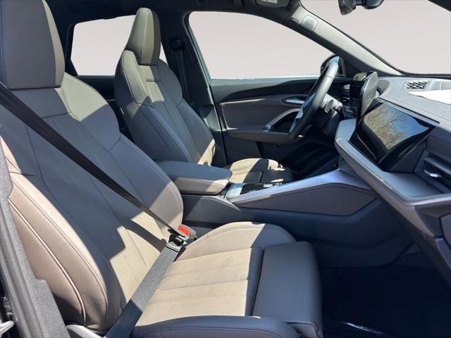 Certified 2025 Audi Q5 Premium Plus w/ Premium Plus image 15