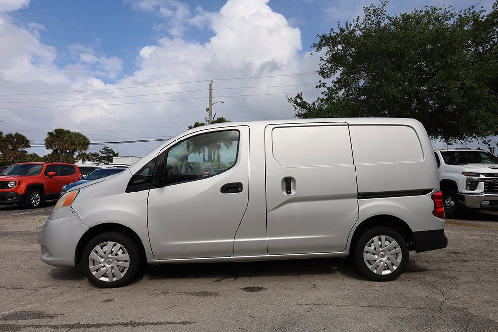 Used 2020 Nissan NV200 S image 2