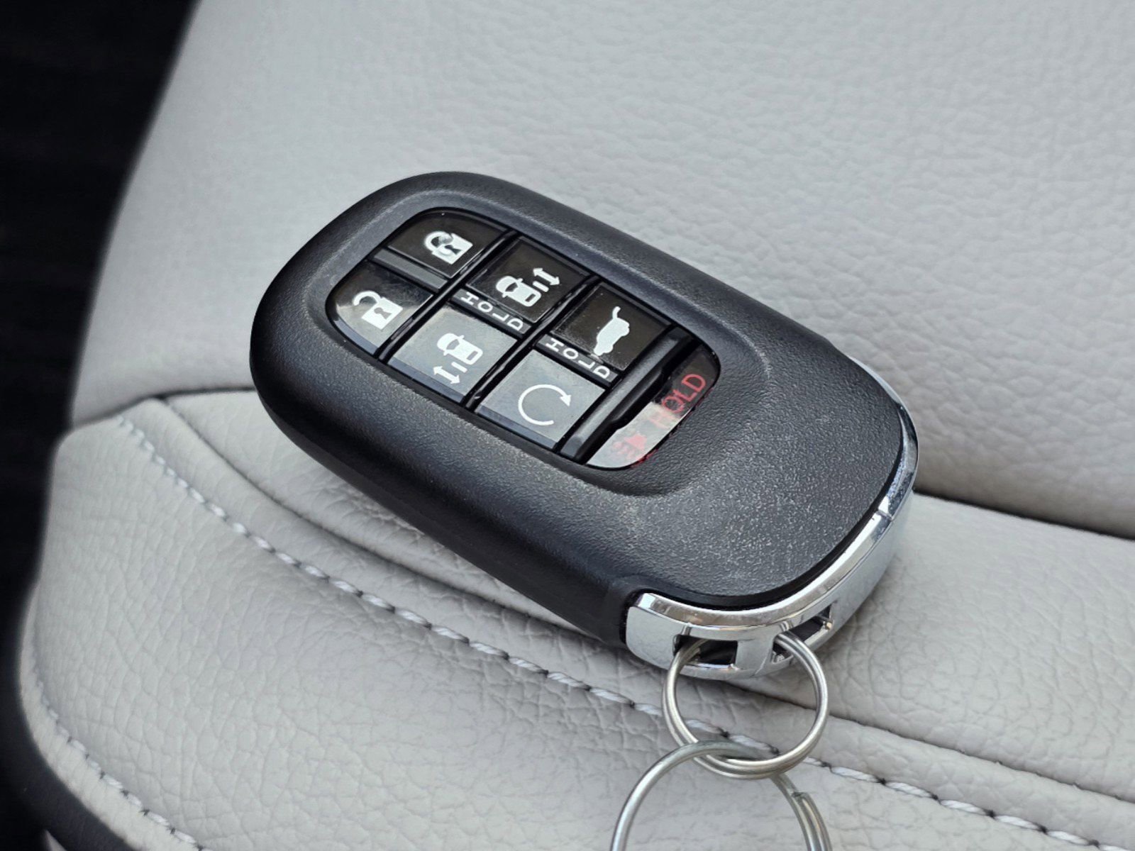 Used 2025 Honda Odyssey Touring image 17