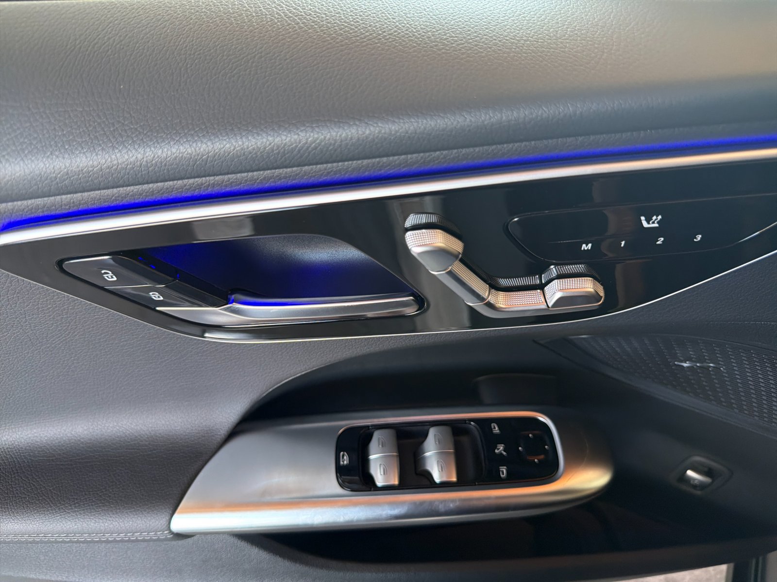 New 2026 Mercedes-Benz C 300 Sedan image 10