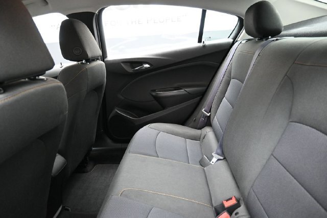 Used 2017 Chevrolet Cruze LS FWD image 23