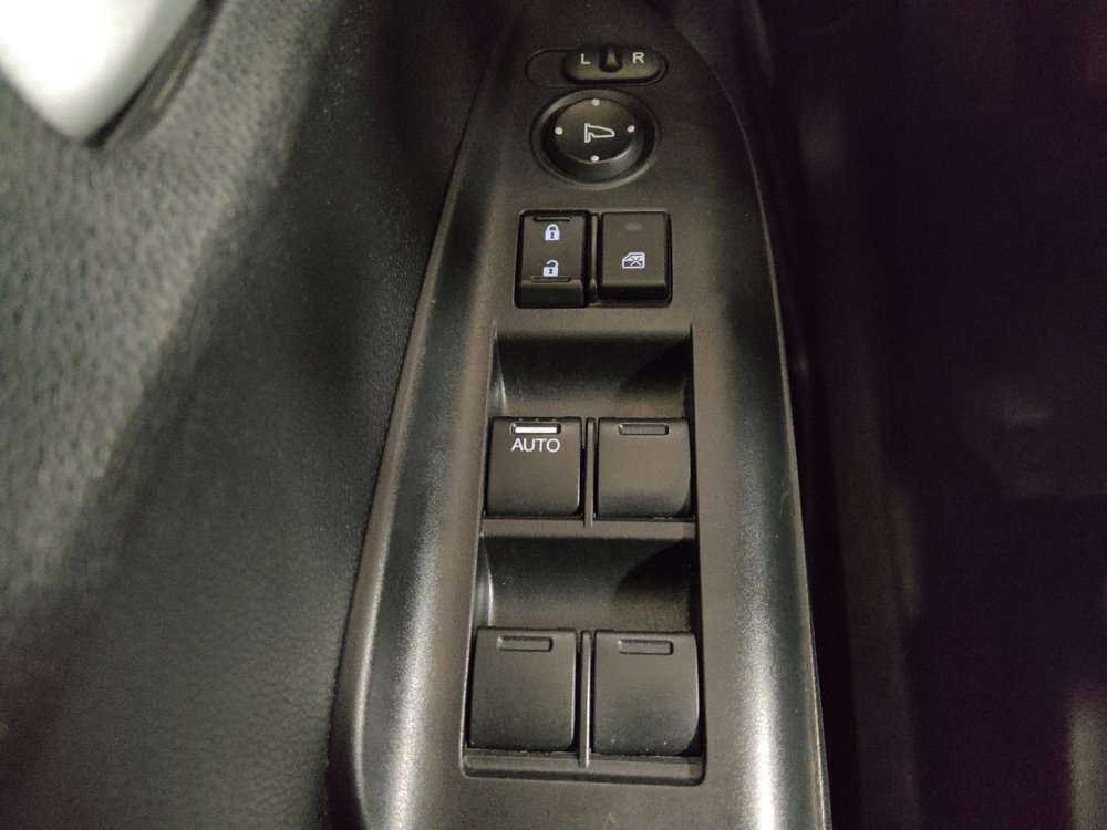 Used 2020 Honda Fit LX image 27