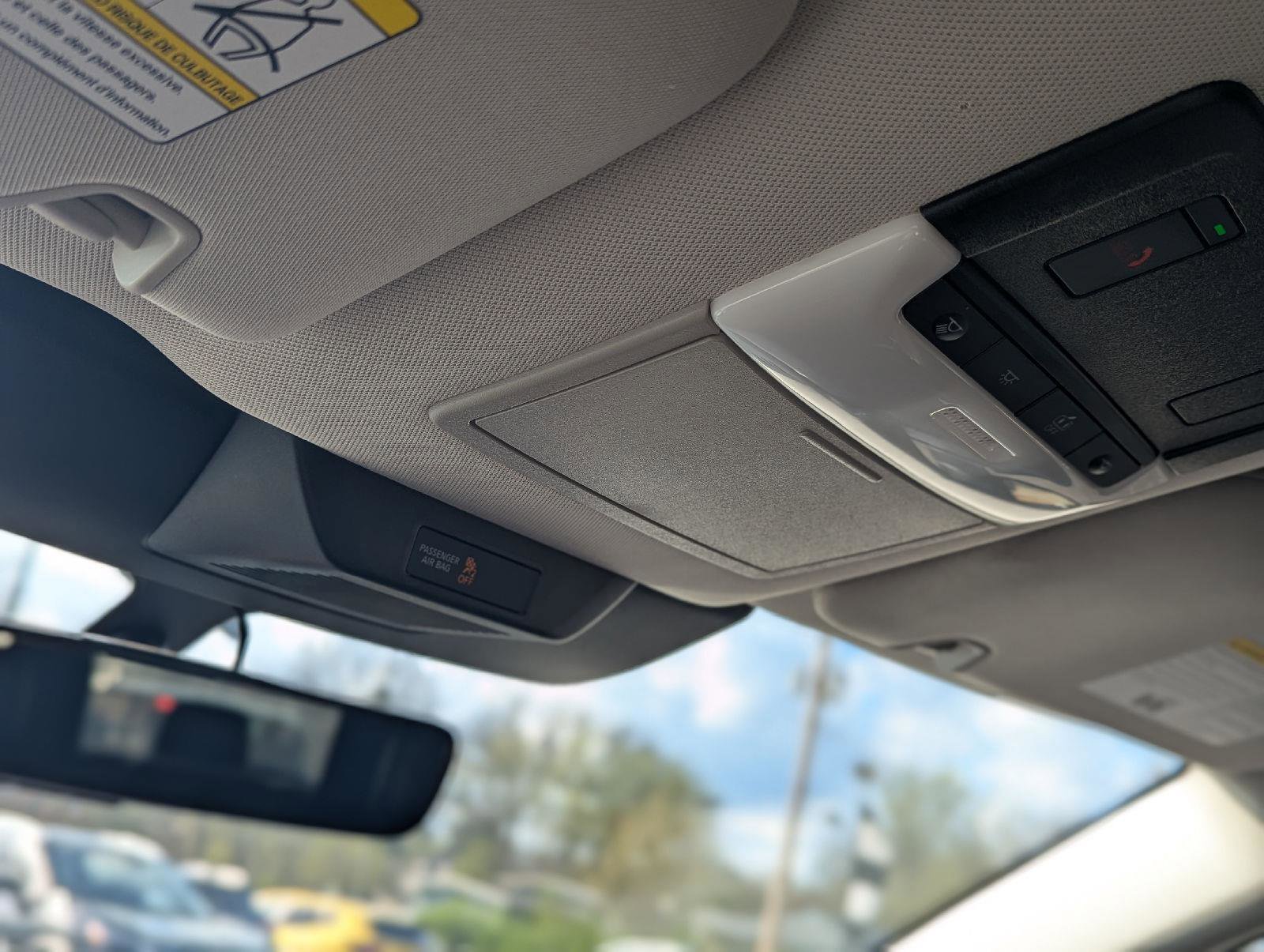 Used 2024 Nissan Pathfinder SL AWD/4WD image 28