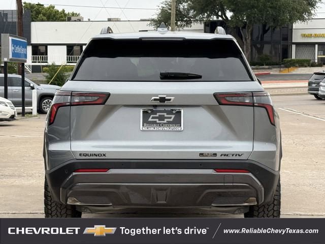 Used 2026 Chevrolet Equinox ACTIV w/ LPO, Floor Liner Package FWD image 7
