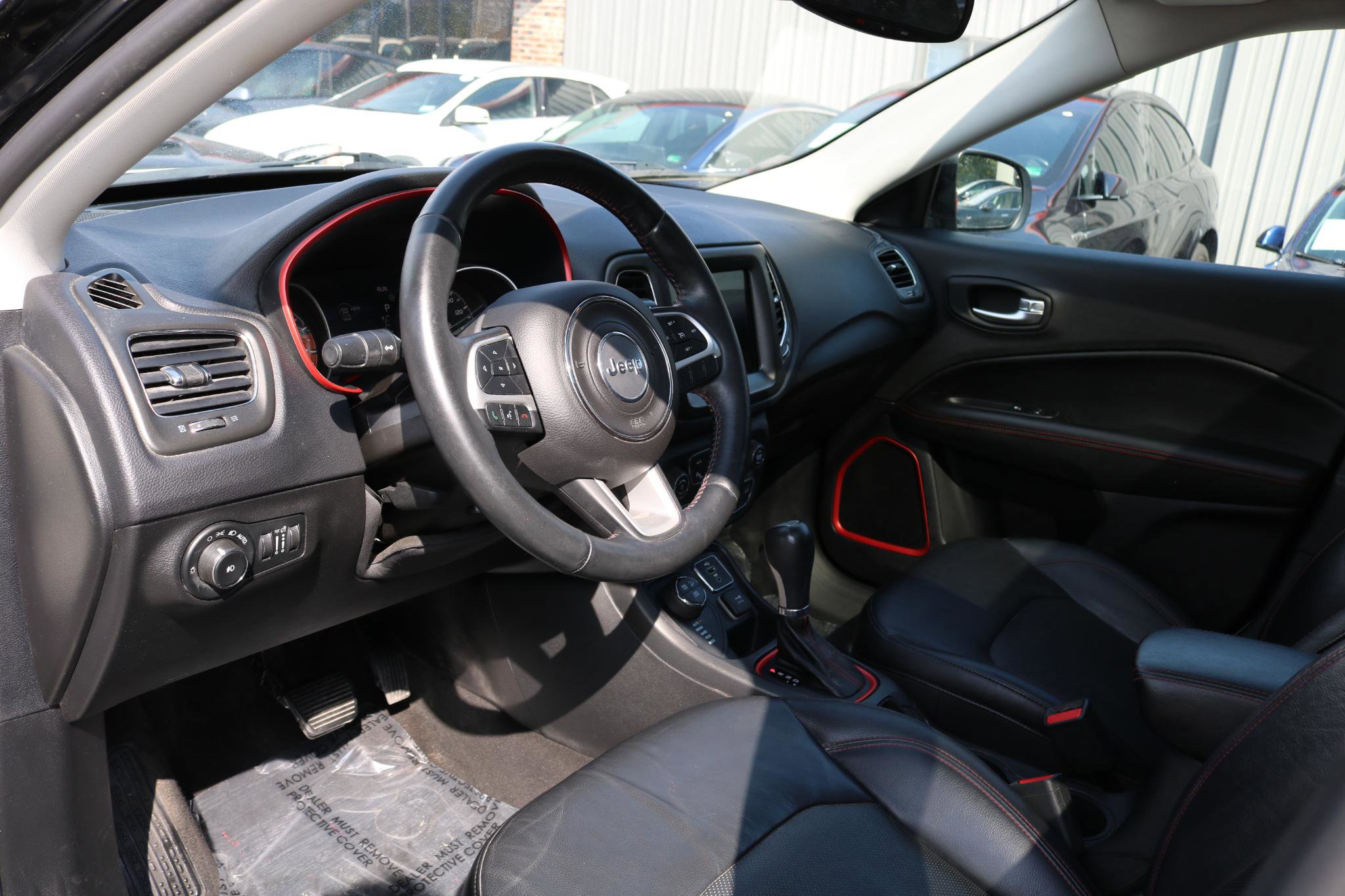 Used 2017 Jeep Compass Trailhawk w/ Leather Interior Group image 16