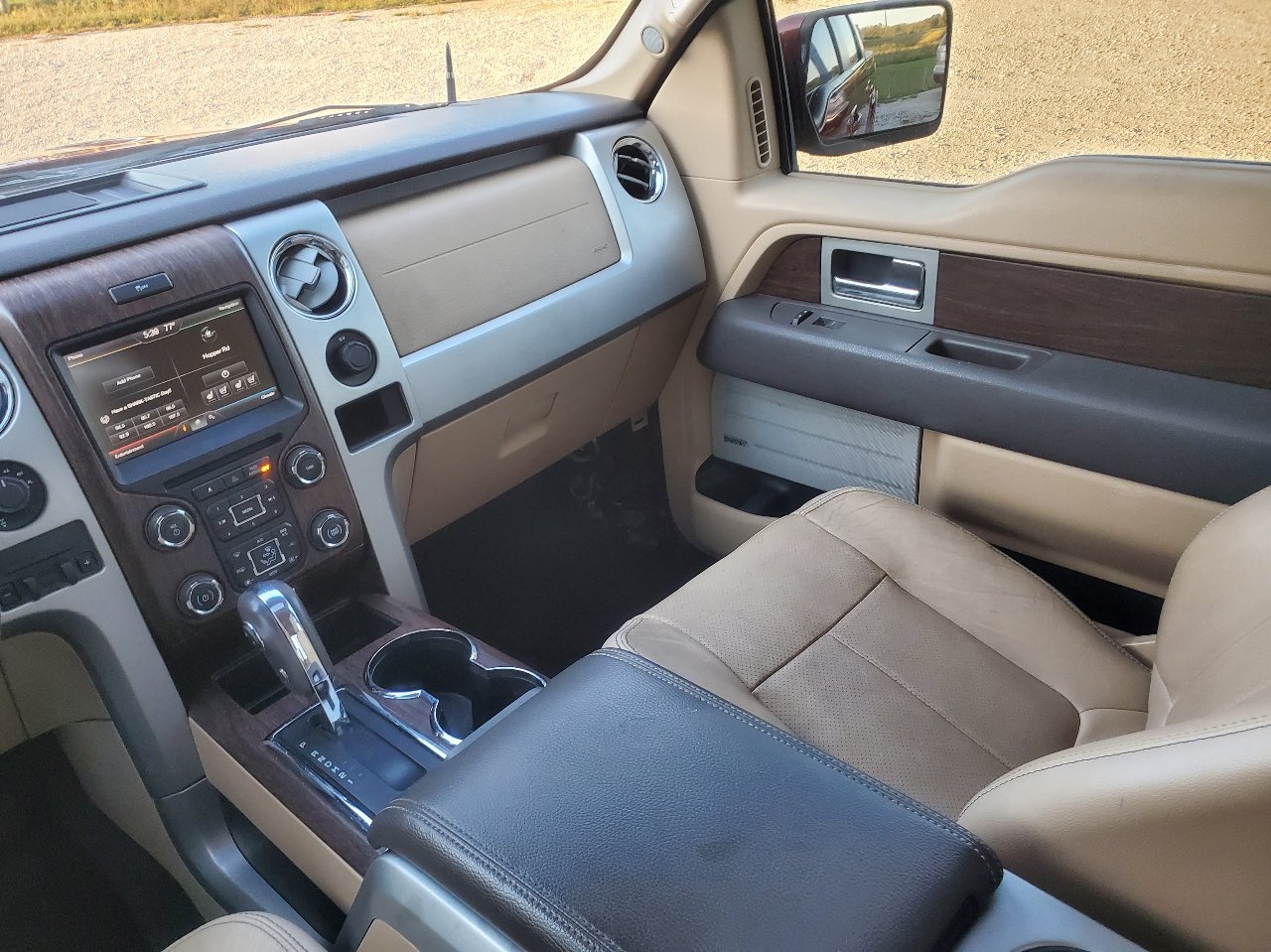 Used 2014 Ford F150 Lariat w/ Equipment Group 502A Luxury image 35