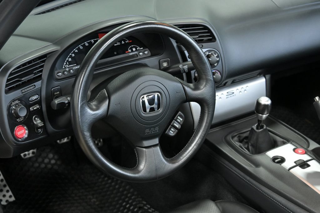 Used 2005 Honda S2000 image 27