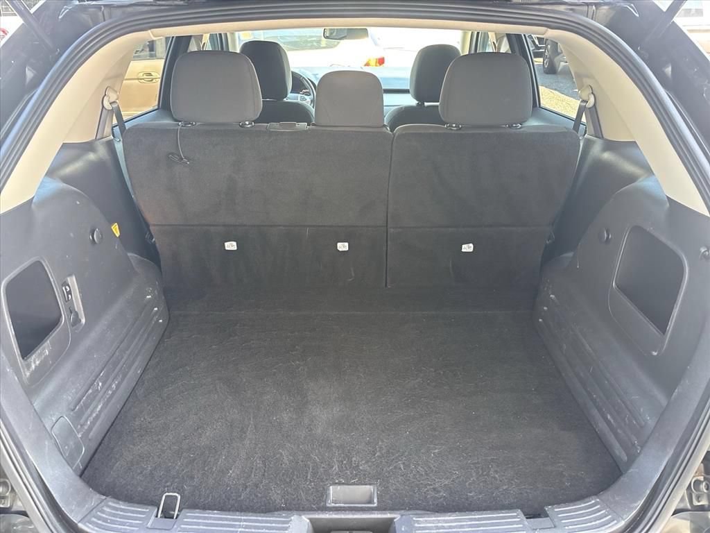 Used 2013 Ford Edge SEL FWD image 3