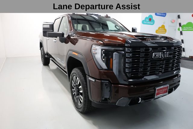 Used 2024 GMC Sierra 3500 Denali Ultimate AWD/4WD image 29