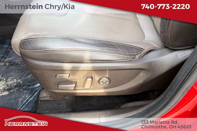 Used 2020 Hyundai Santa Fe Limited AWD/4WD image 17