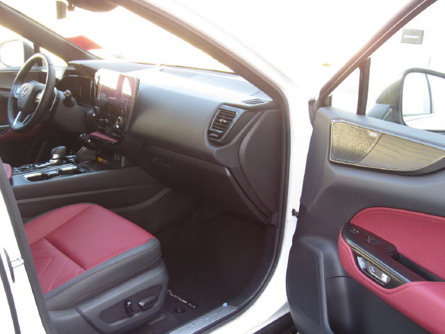 Used 2022 Lexus NX 350h AWD w/ Vision Package image 18