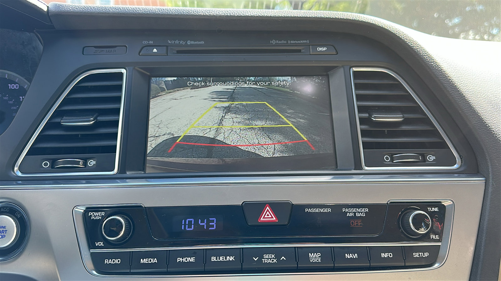 Used 2016 Hyundai Sonata Limited w/ Option Group 05 FWD image 21