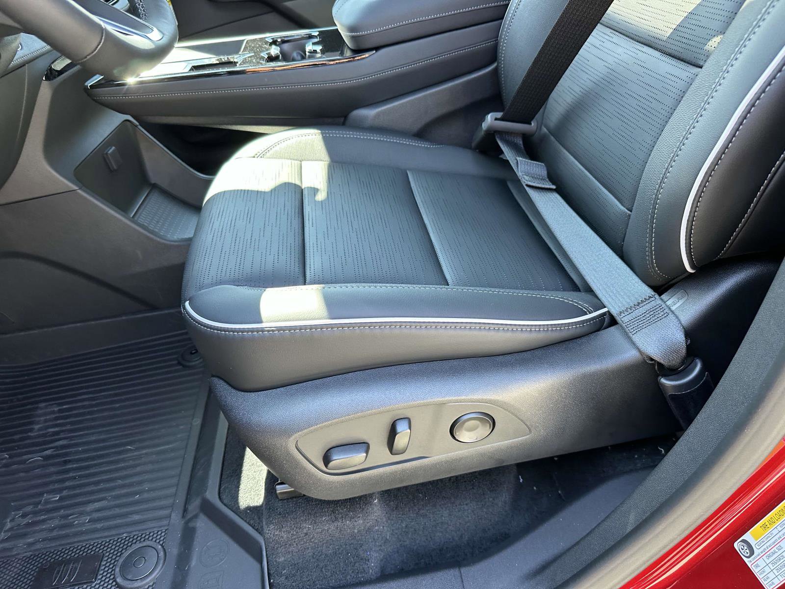 New 2026 Buick Enclave Sport Touring w/ Power Package image 16