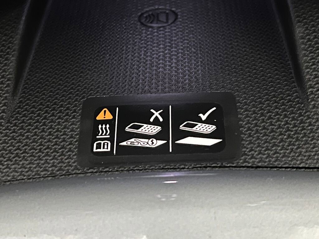 Used 2024 Chevrolet Blazer LT w/ Convenience Package image 17