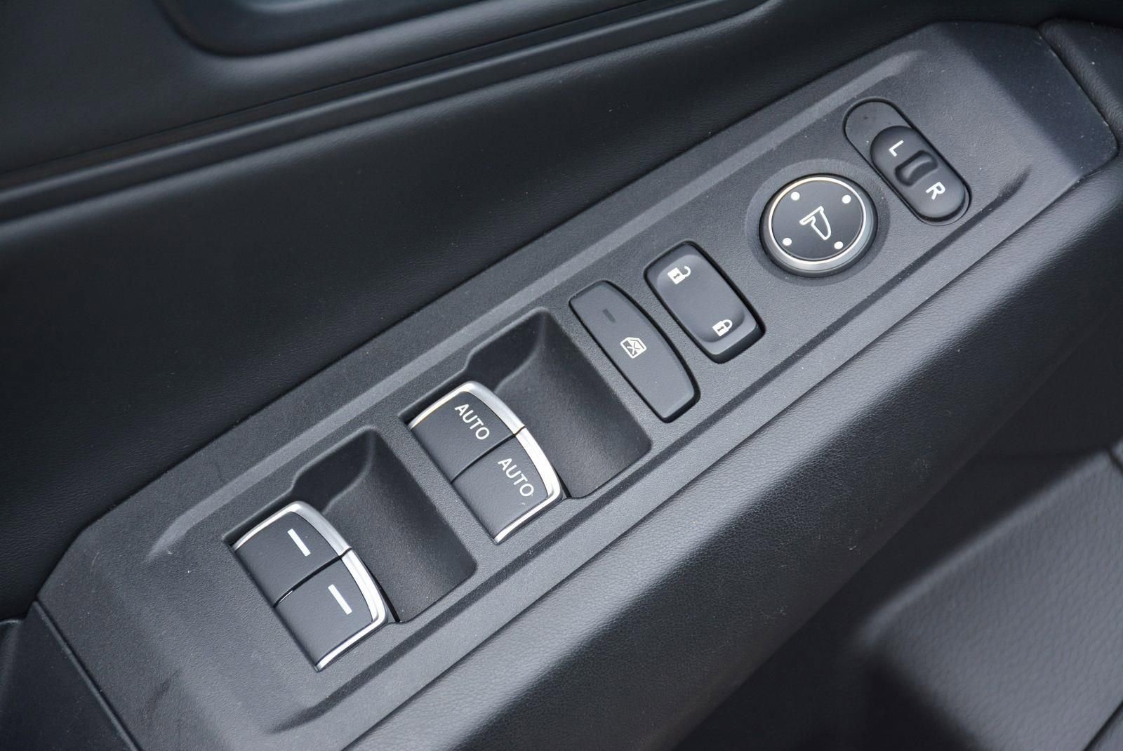 Used 2023 Honda Accord EX-L image 11