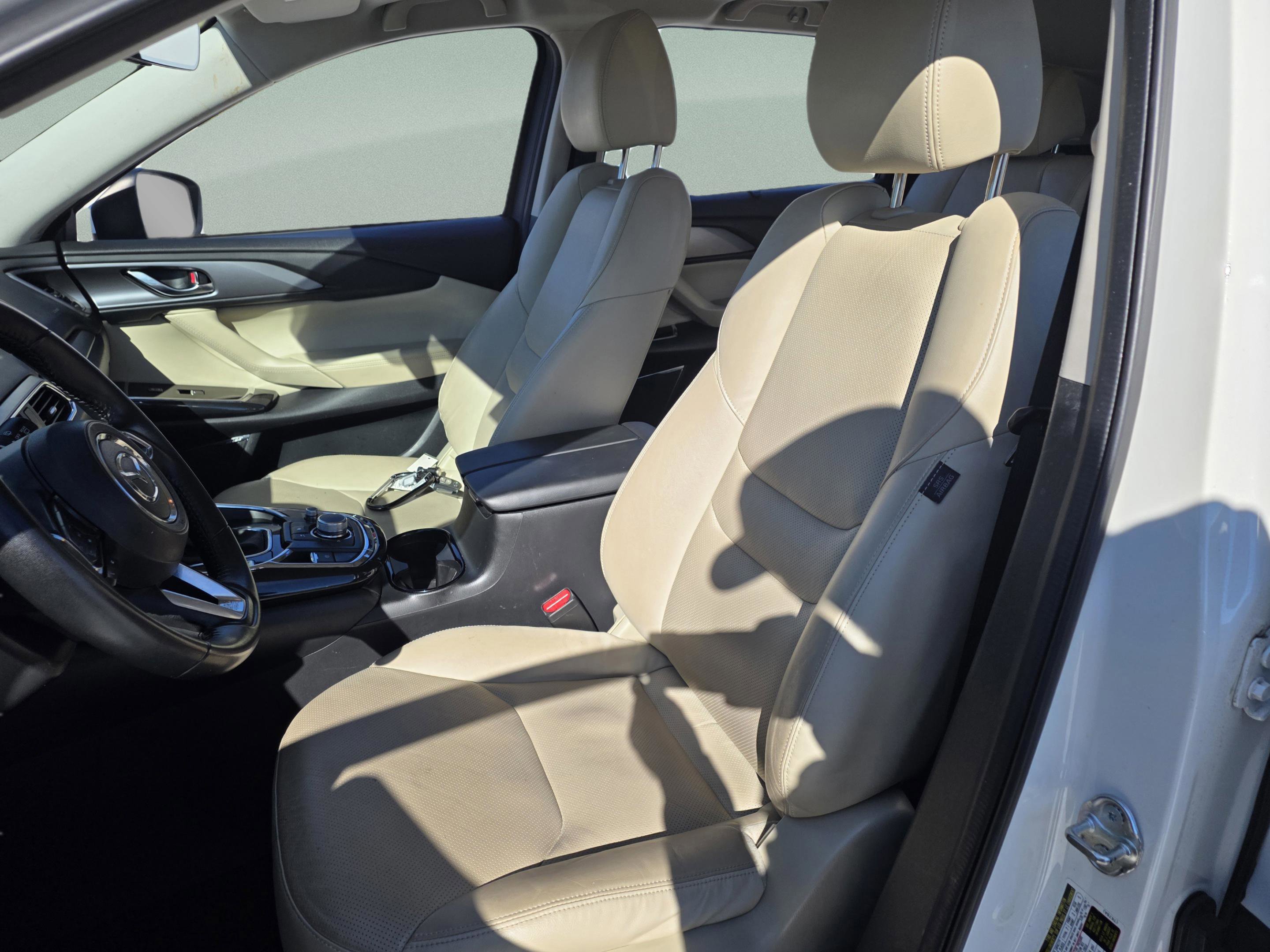 Used 2019 MAZDA CX-9 Touring w/ Touring Premium Package image 11