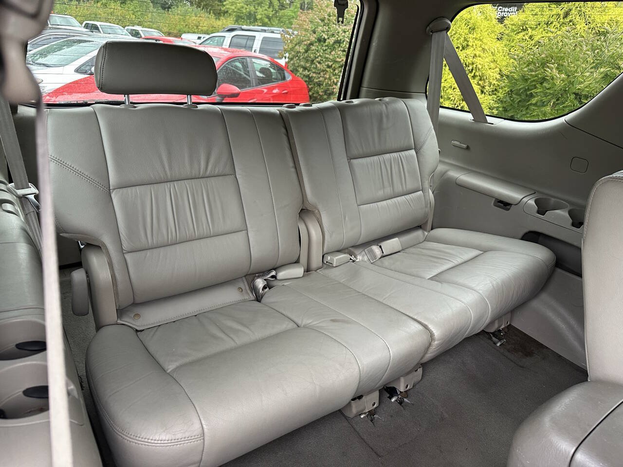 Used 2007 Toyota Sequoia Limited w/ Luxury Pkg AWD/4WD image 24