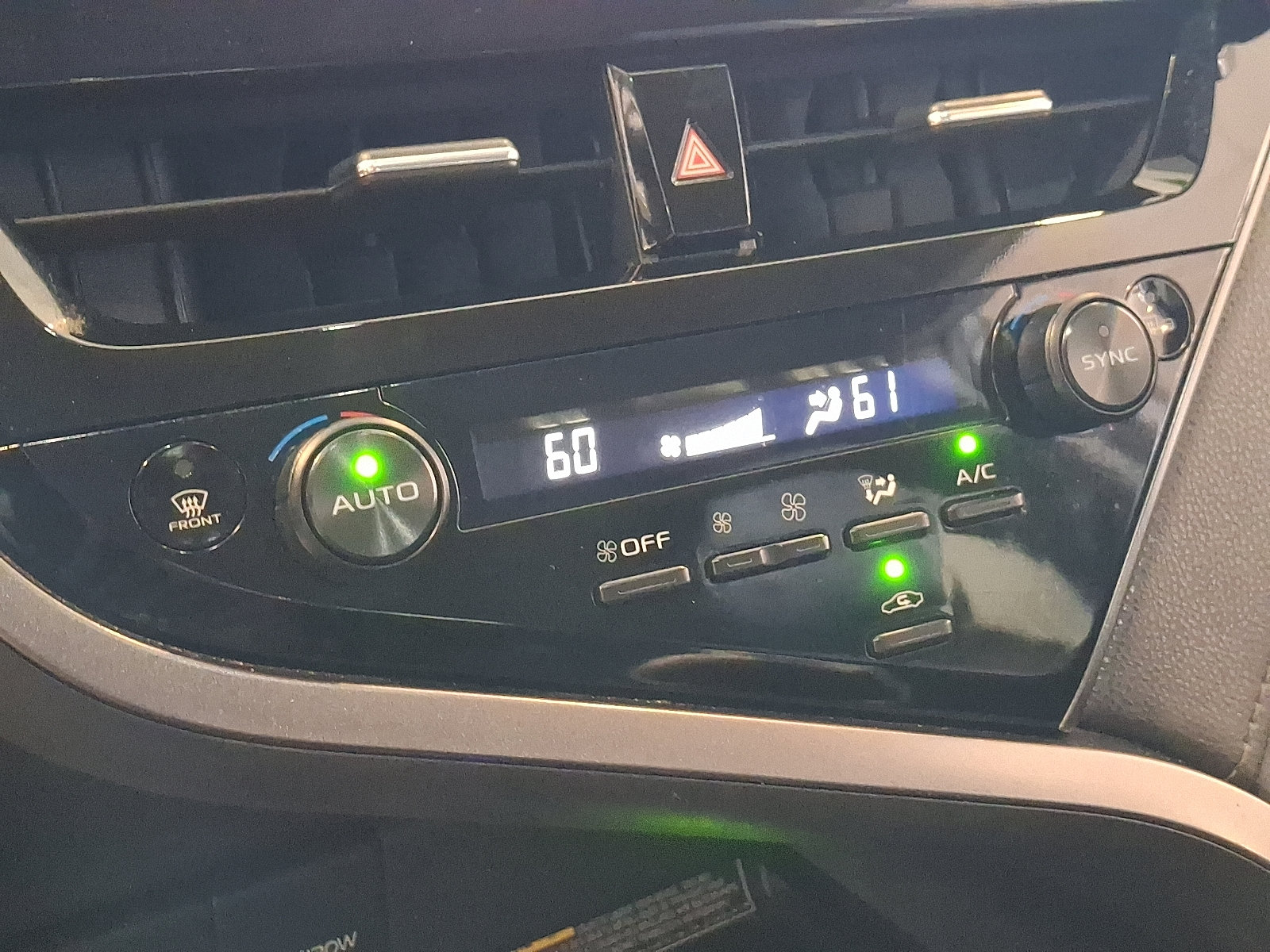 Certified 2021 Toyota Camry XLE AWD/4WD image 15
