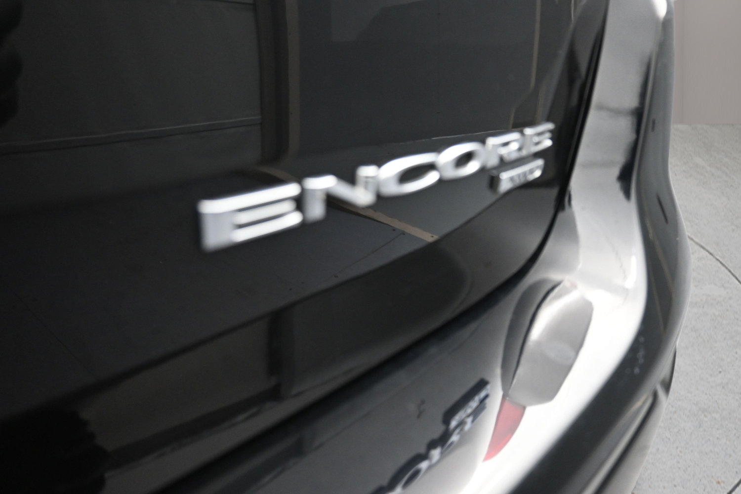 Used 2022 Buick Encore Preferred w/ Safety Package AWD/4WD image 27
