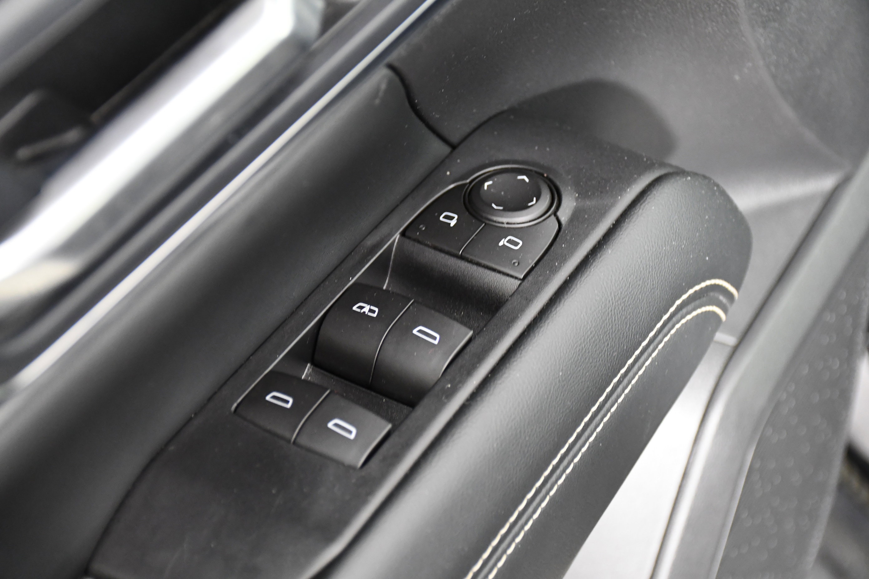 Used 2026 GMC Terrain Elevation AWD/4WD image 24