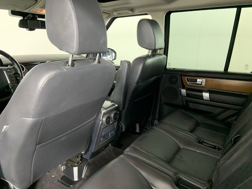 Used 2016 Land Rover LR4 HSE LUX image 30