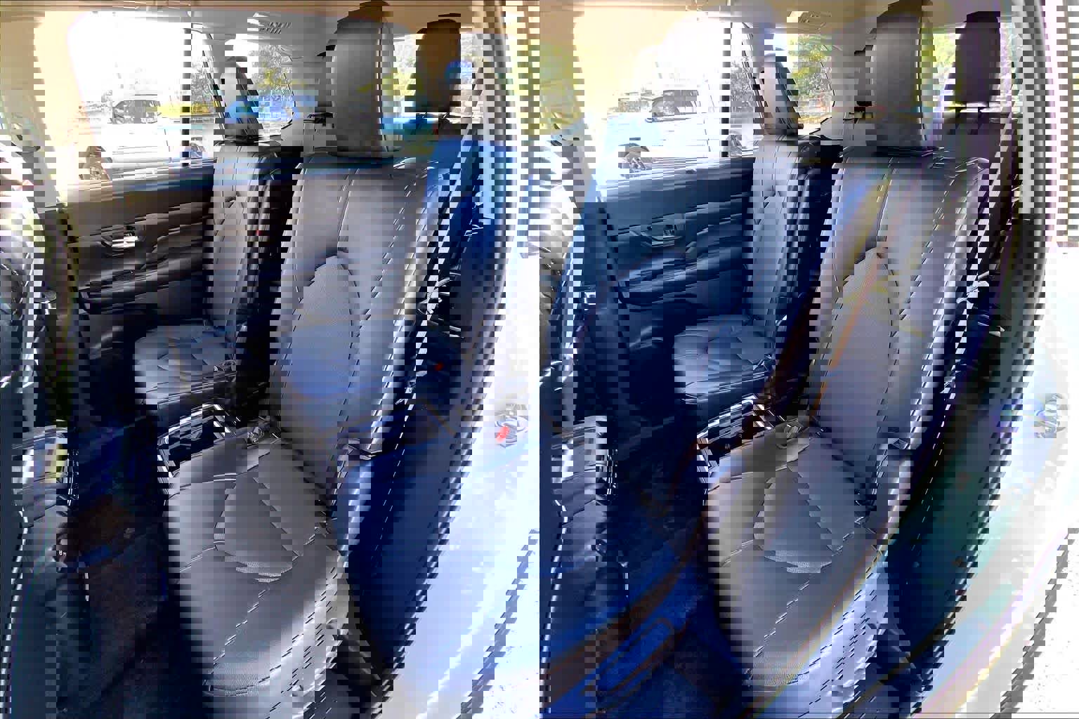 Used 2025 Toyota Grand Highlander AWD image 19