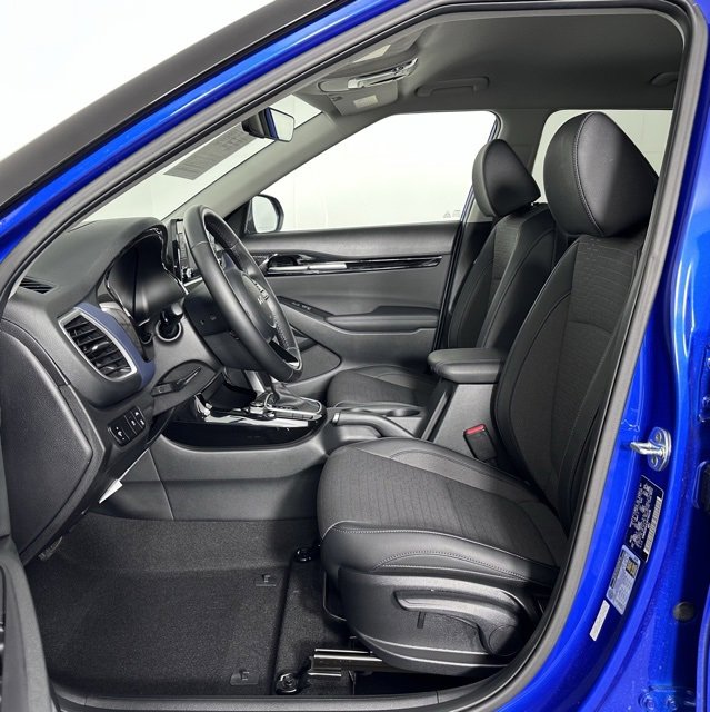 Used 2023 Kia Seltos S image 16