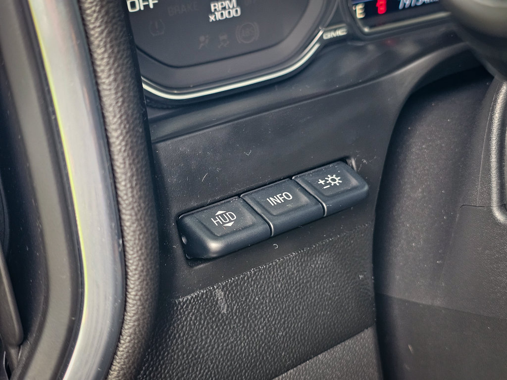 Used 2020 GMC Sierra 1500 AT4 w/ AT4 Premium Package AWD/4WD image 18