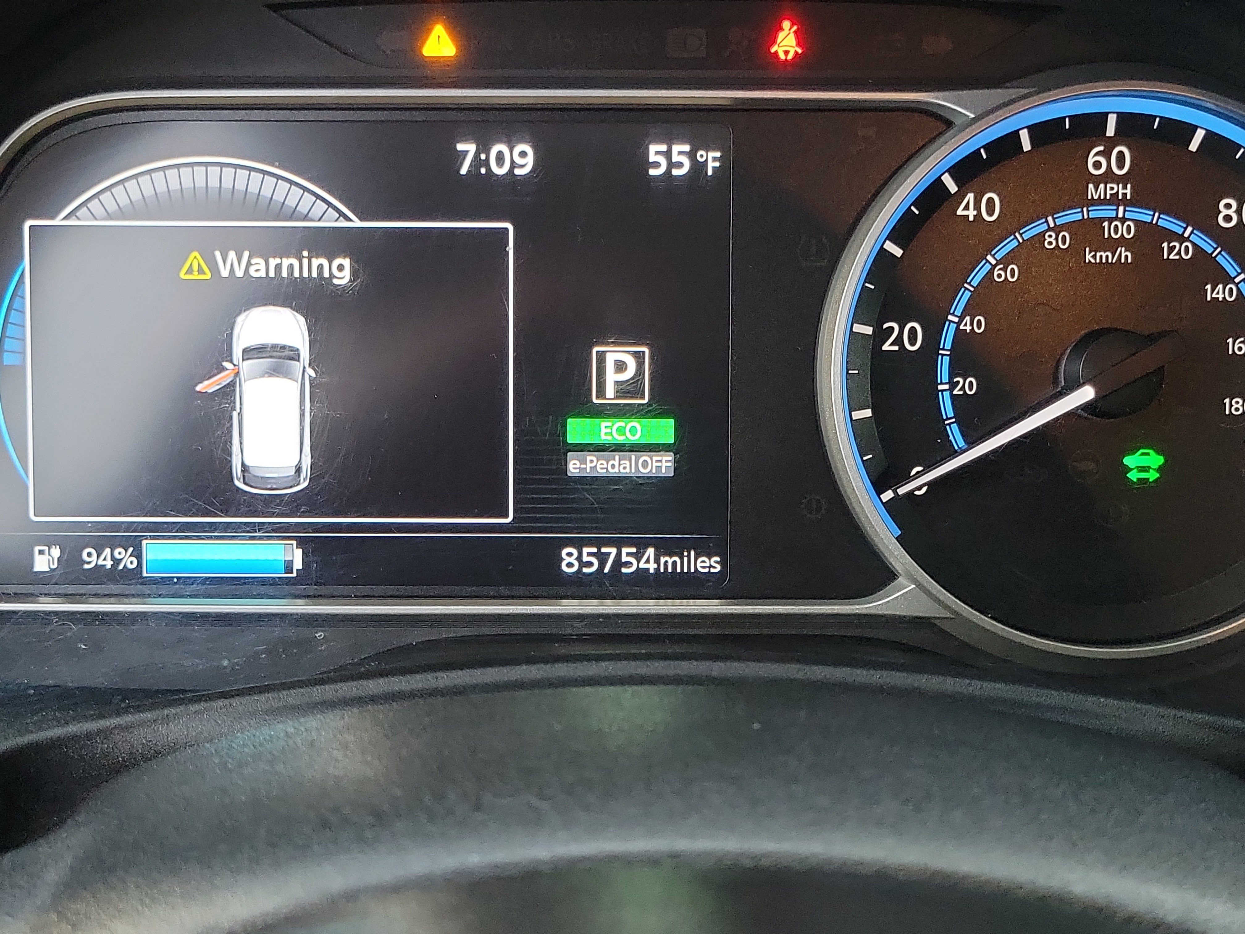 Used 2018 Nissan Leaf SV w/ SV Technology Package image 10