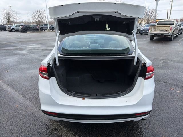 Used 2018 Ford Fusion S image 9