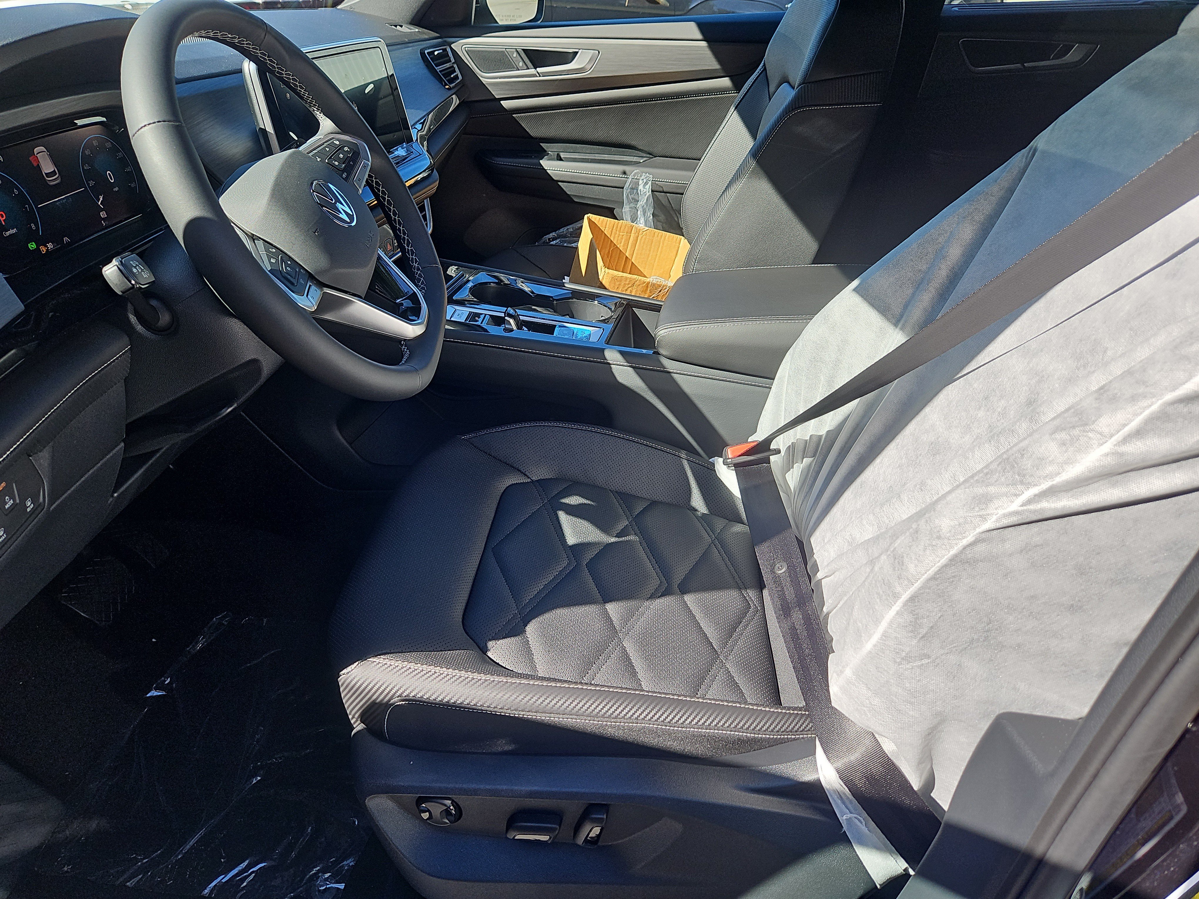 New 2026 Volkswagen Atlas Cross Sport SE AWD/4WD image 18